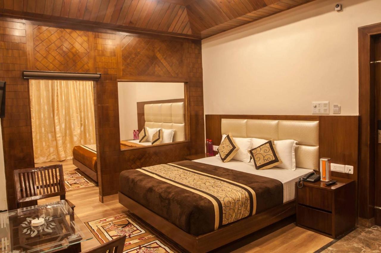 Hotel Dharamshala Paradise Esterno foto